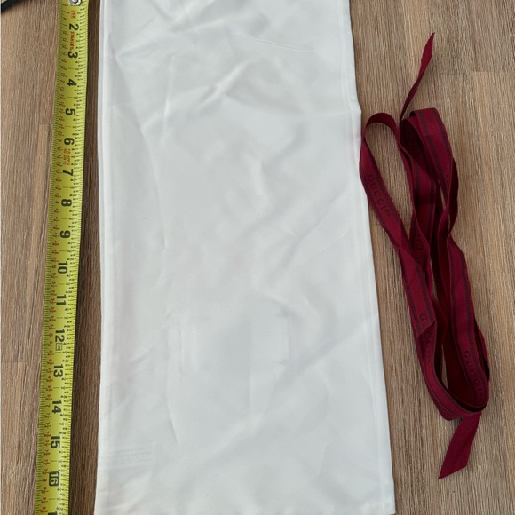 Gucci Bag & Ribbon - Picture 3 of 8